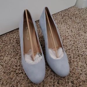 Sale!!! Naturalizer Blue heels